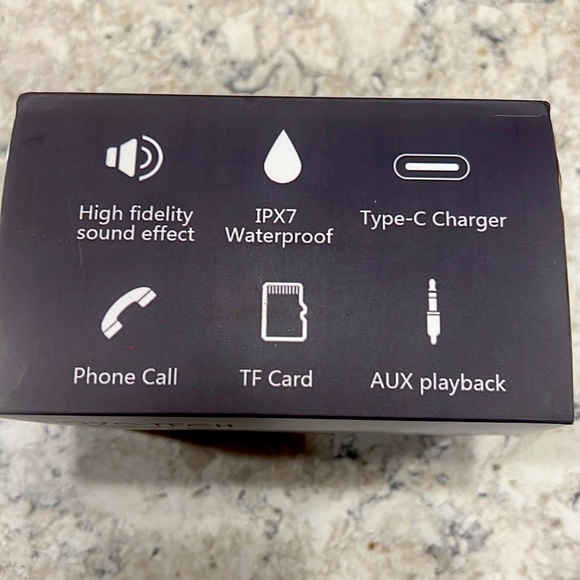 Speaker - Picture 3 of 5